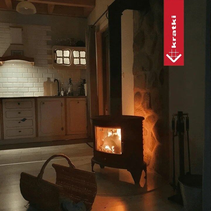 K8 Wood Burning Stove – 9kW - Image 2