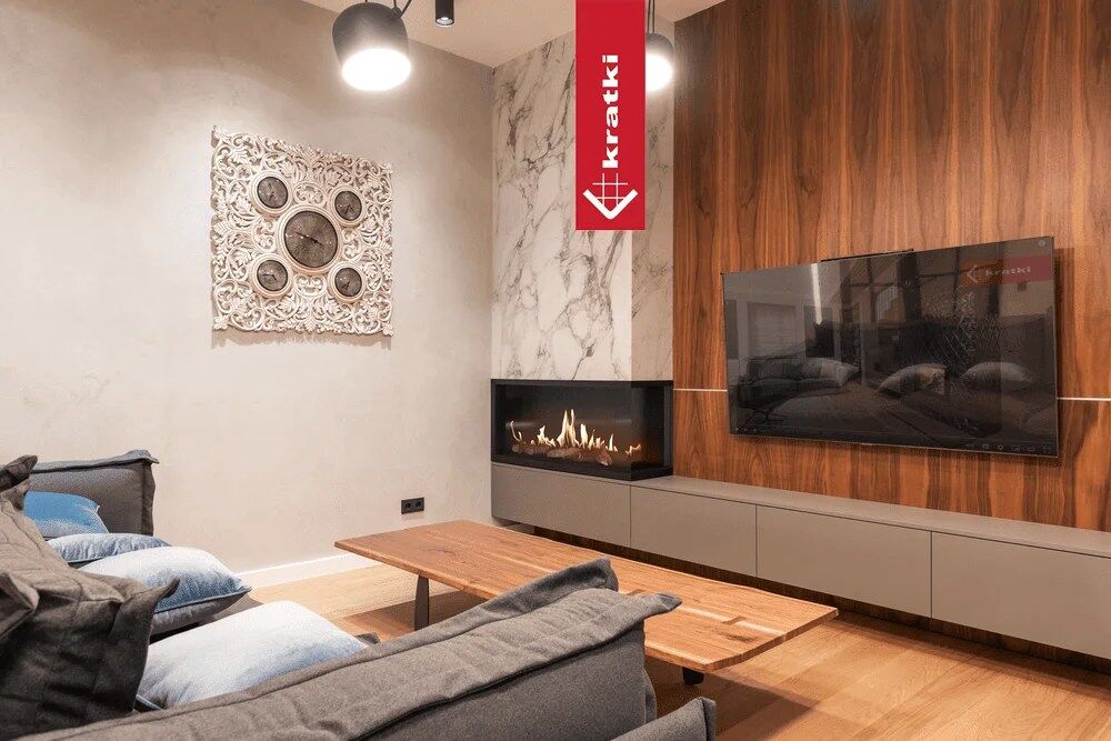 Leo 100 Front Facing Natural Gas Fireplace Insert – 9kW - Image 4